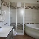 Paradiso 3* فاليرنا