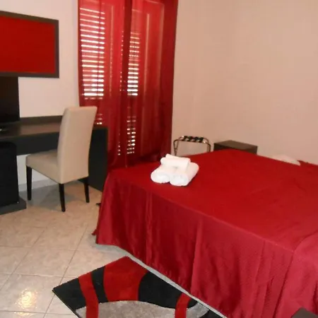Paradiso Bed & Breakfast *