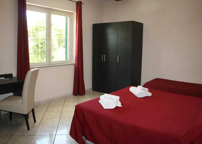 Paradiso Bed & Breakfast 3*